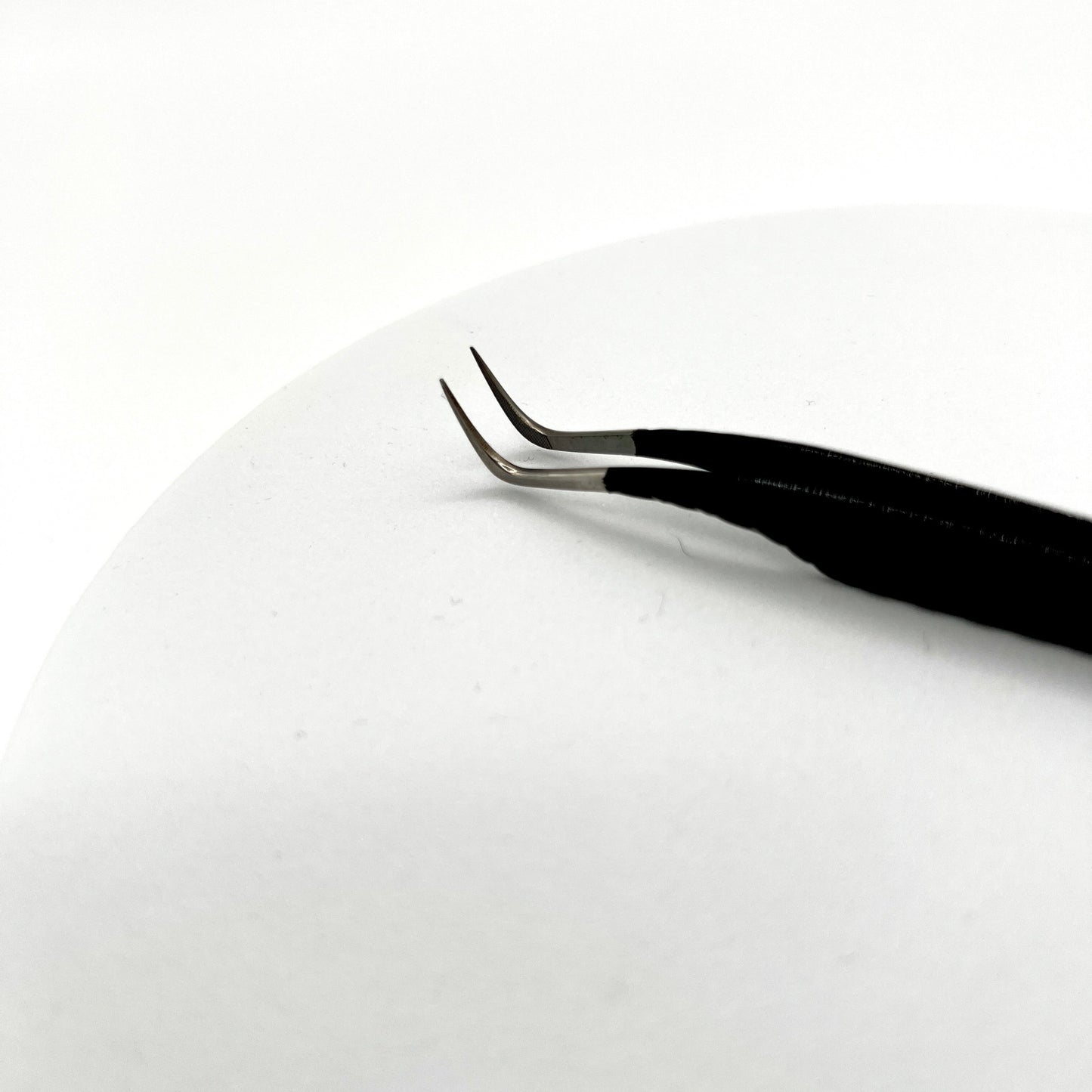 CURVED TWEEZER